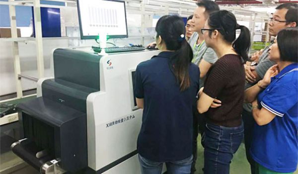 888集团电子游戏新锐-X光异物检测机让食品更安全，吃的更放心